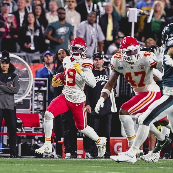 Custom chiefs Super Bowl shirts in all sizes! - Picture 5 of 12